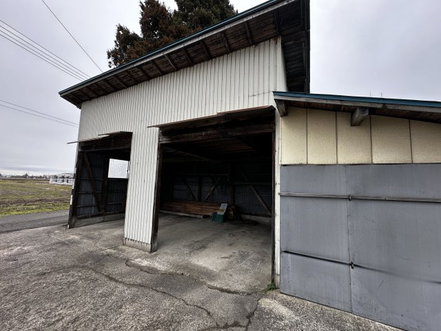 【駐車場】 | 【中古住宅】湯沢市山田字上六日町
