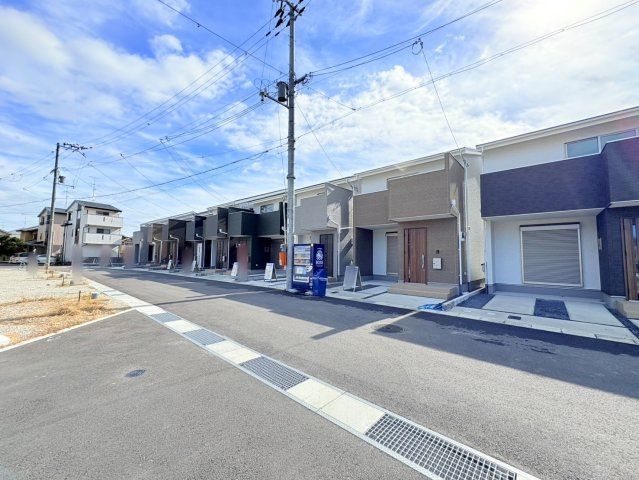 嵯峨野南浦町5期１２号地の前面道路含む現地写真