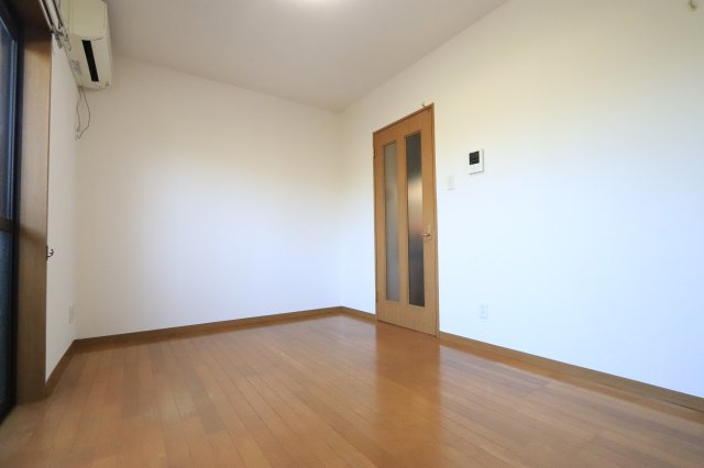 メルシー立華の寝室|7帖洋室になります