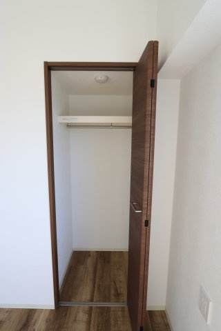 伊藤ハイツ　５０１号室の収納