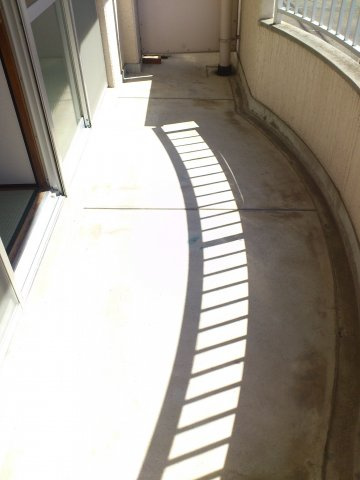 明正雅ハイツのバルコニー