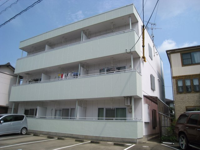 立華マンションの外観