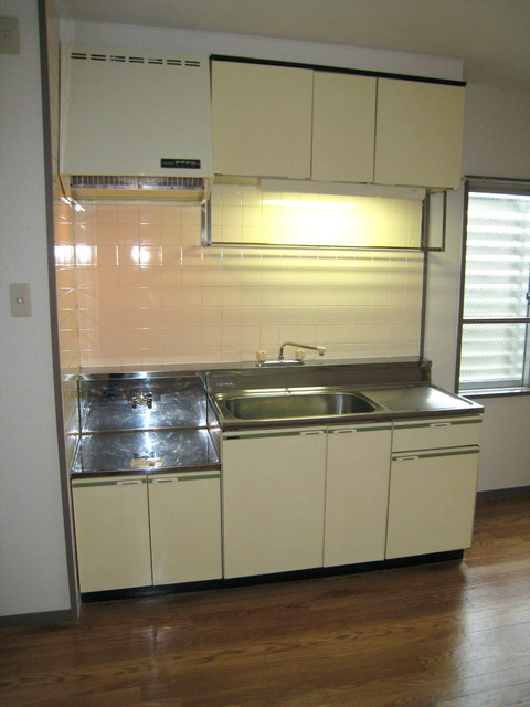 立華マンションのキッチン|現況と相違する場合は現況を優先します。