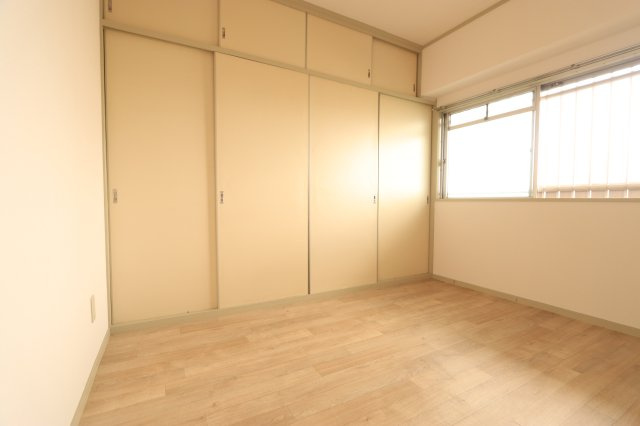 光ハイツの居間・リビング