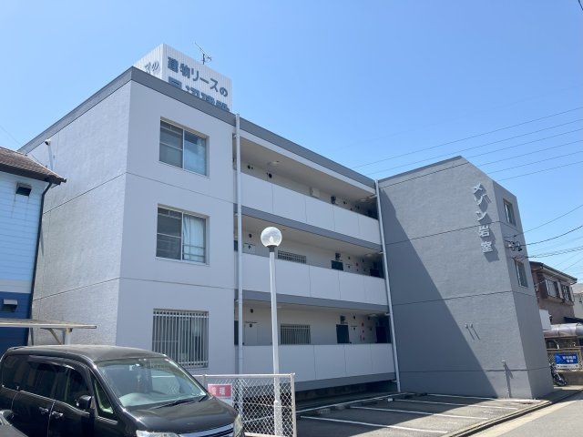 メゾン岩室の外観
