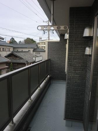 プランドール　スギＡのバルコニー|外からの目が気にならないバルコニーで洗濯物が干せます