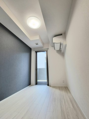 【洋室】 | ロッソ・カンパーナ