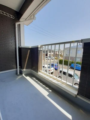 【バルコニー】 | アンソレイユＡ | 陽当たり良好なバルコニーです