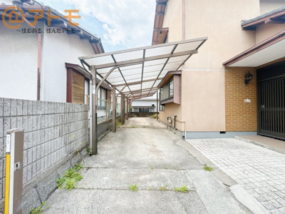 【駐車場】 | 富士市大淵　中古戸建て　全1棟 | 2台駐車可能！ゆったりスペースで、駐車も楽ちん♪