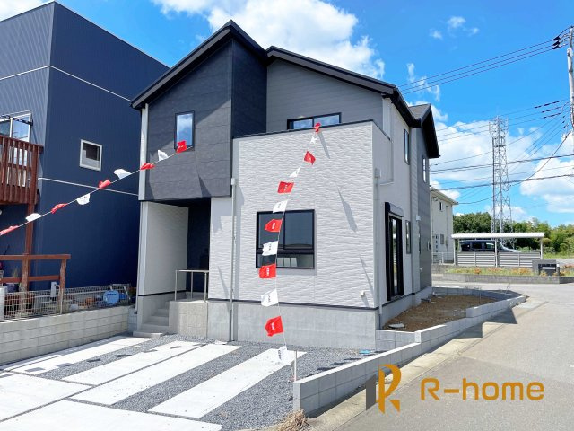 取手市ゆめみ野4期　新築戸建て　1号棟の外観|ご予約を頂ければ、『平日』はもちろん『早朝』や『夜間』もご見学可能です♪お気軽にお申し付けください♪