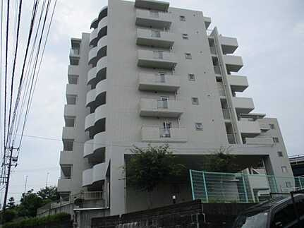 エスティーム地御前の外観