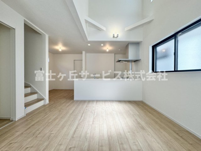 【キッチン】 | 静岡市葵区西千代田町 2期 新築一戸建て 1号棟 | キッチン正面です