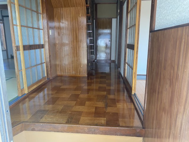 遠野市松崎町白岩８地割の一戸建ての内装