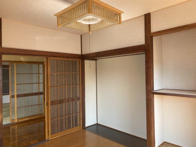 遠野市松崎町白岩８地割の一戸建ての和室