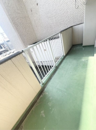 【バルコニー】