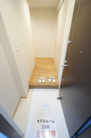 フェリス辰巳台の玄関|当日の見学大歓迎！