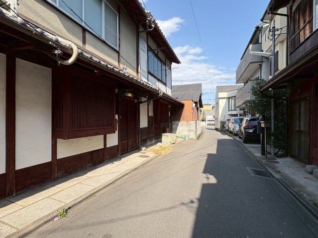 上京区花車町の周辺