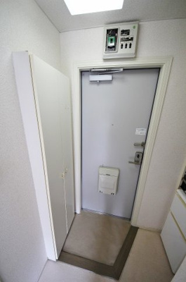 【玄関】 | 第一アポロパレス