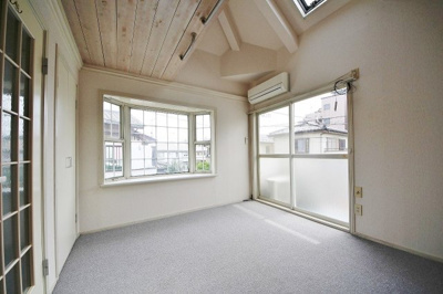 【居間・リビング】 | 第一アポロパレス