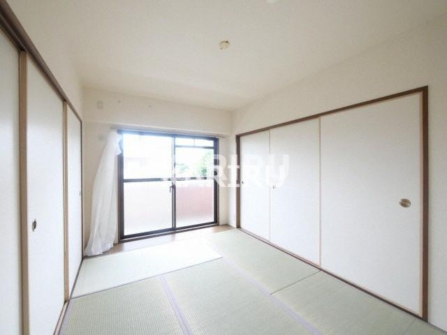 カーサファミールの和室