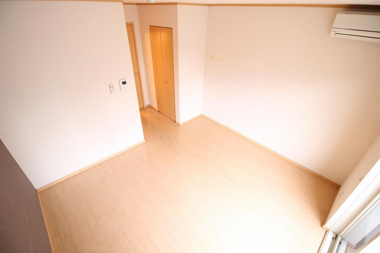 プリマベーラ森友の寝室|※お部屋により仕様が異なる場合があります※