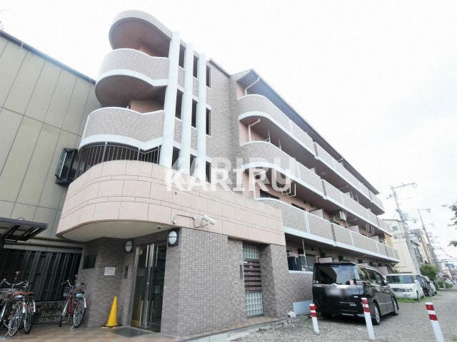 カーサファミール