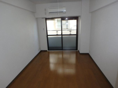 【居間・リビング】 | グローリア初穂桜台２