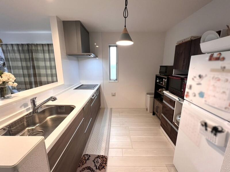 野市町西野　中古戸建　のキッチン