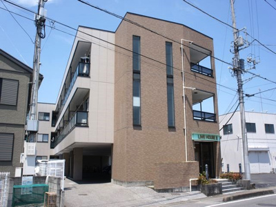 【外観】 | ライブハウスⅡ | 3階建てマンションです♪