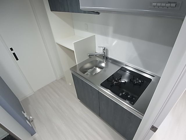 神戸市兵庫区鍛冶屋町１丁目の賃貸マンションのキッチン|システムキッチン（ガス２口）