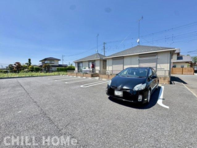 パナヴィレッジCの駐車場|他社様掲載物件もまとめてご紹介、ご案内可能です(^^)/