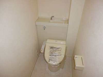 【トイレ】 | フローレンスⅢ | シャワー付きトイレ