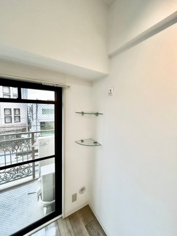 アール江坂の内装