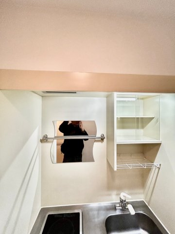 アール江坂のキッチン