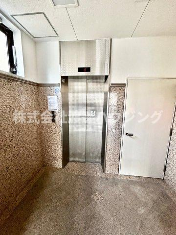 アール江坂のその他共用部分|エレベーターでらくちん