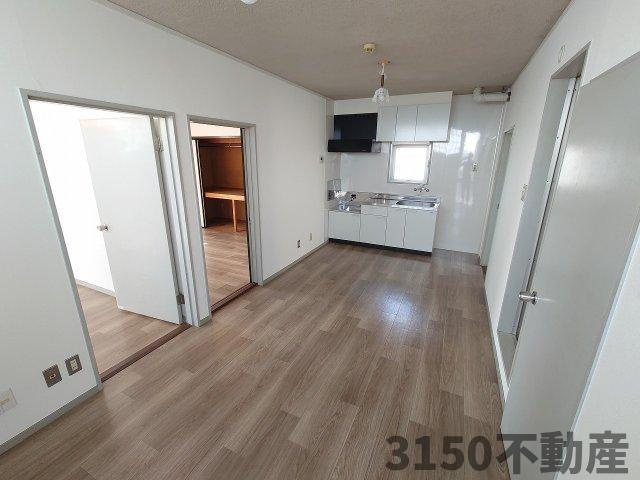 ハヤシビルの居間・リビング