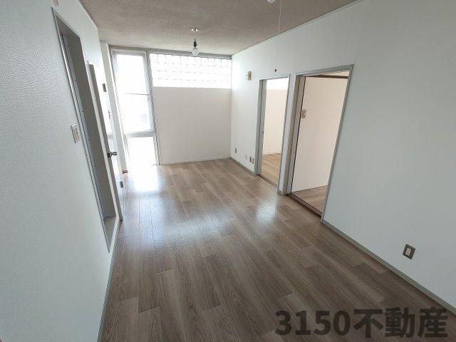 ハヤシビルの居間・リビング