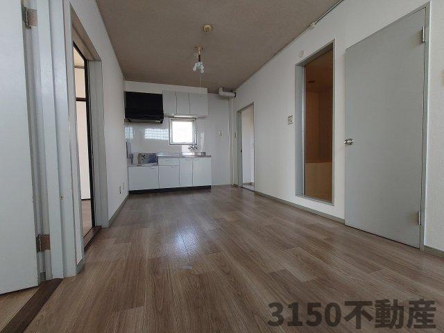 ハヤシビルの居間・リビング