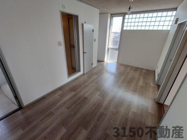 ハヤシビルの居間・リビング