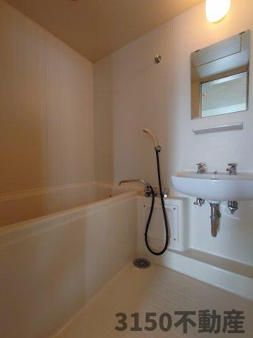 ハヤシビルの浴室