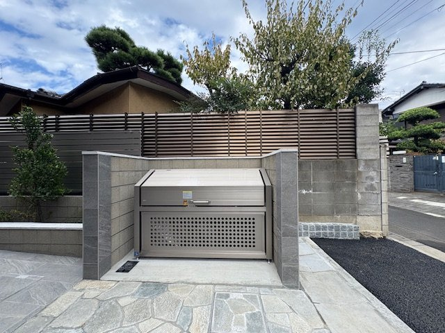 ルミラⅠのその他共用部分|共用部にはゴミストッカーを設置♪