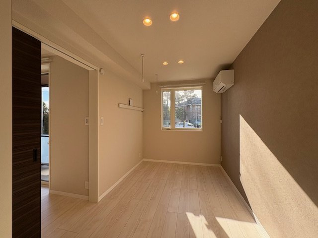 ルミラⅠの寝室|洋室5.9帖♪