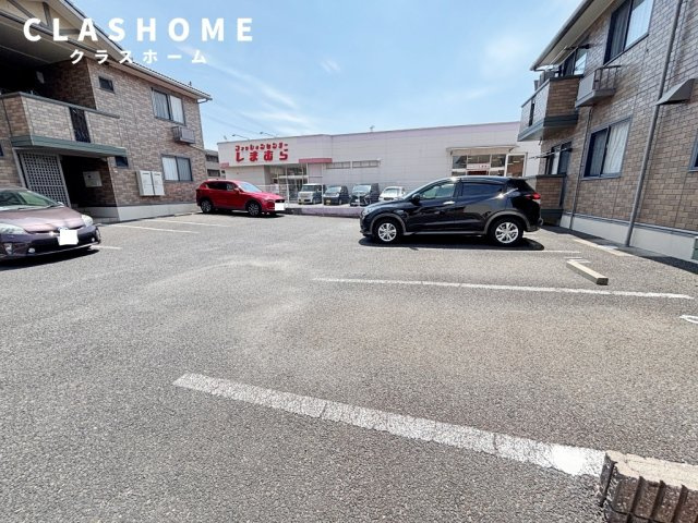 シャルム上重原　Ｂ　　　刈谷市近郊の賃貸はクラスホームの駐車場