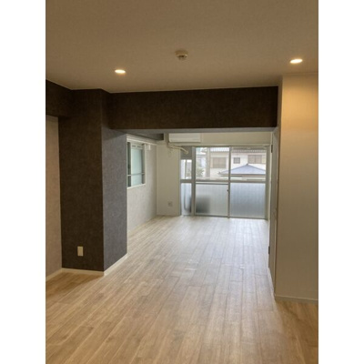 【洋室】 | シーズンコート平安通