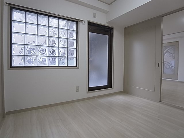 神戸市兵庫区塚本通６丁目の賃貸マンションの内装