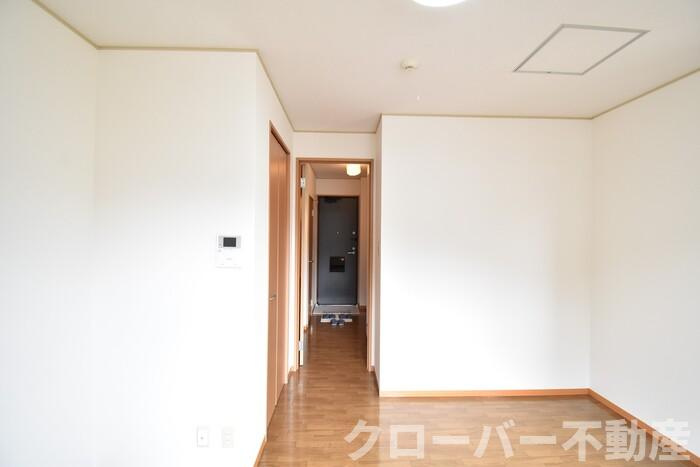 ホワイトウイングの内装|洋室６．８帖