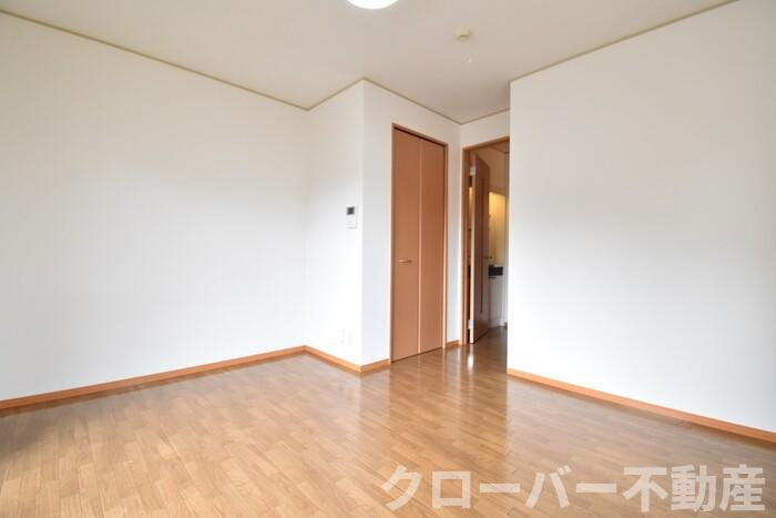 ホワイトウイングの洋室|洋室６．８帖