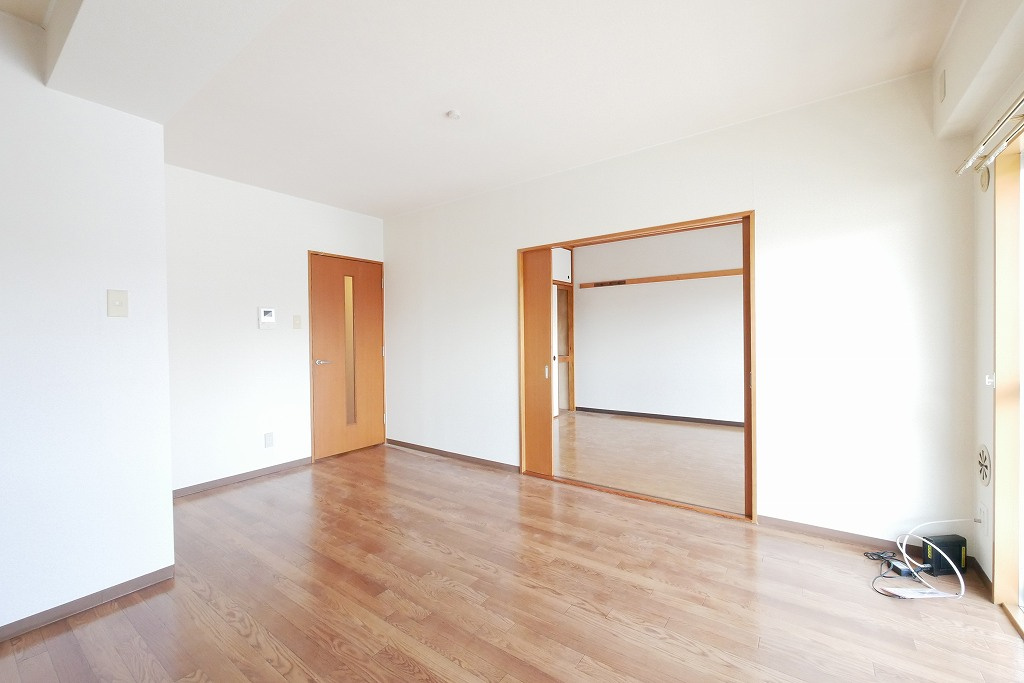 オハイオハイツの居間・リビング|オハイオハイツ402号室　