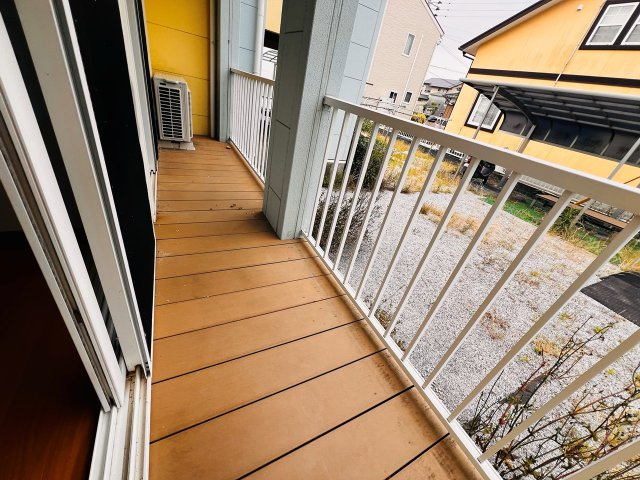 サンクレールのバルコニー|お洗濯にも便利なバルコニー付き