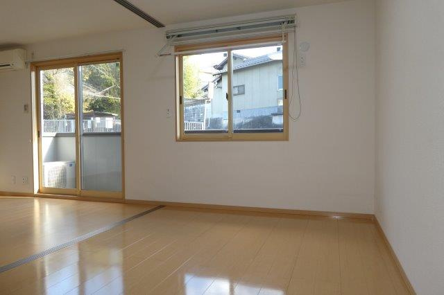 アシュランスAの洋室